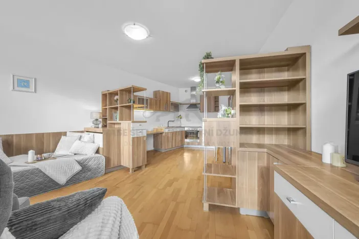 Prodej bytu 1+kk, Praha - Podolí, Dvorecká, 34 m2