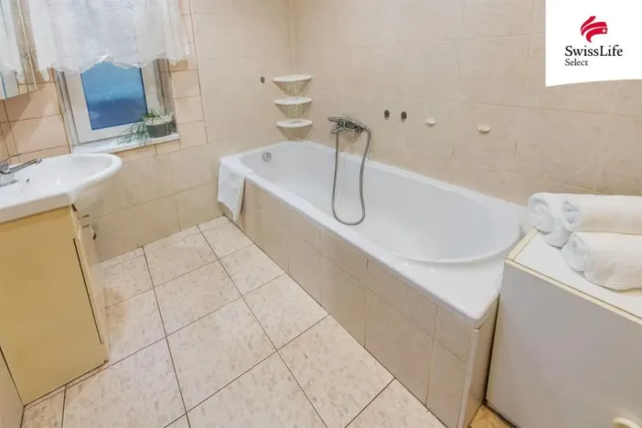 Prodej bytu 3+1, Dvůr Králové nad Labem, Nová Tyršova, 72 m2