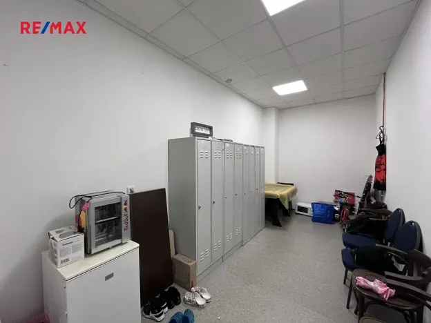 Pronájem obchodního prostoru, Liberec, Ježkova, 487 m2