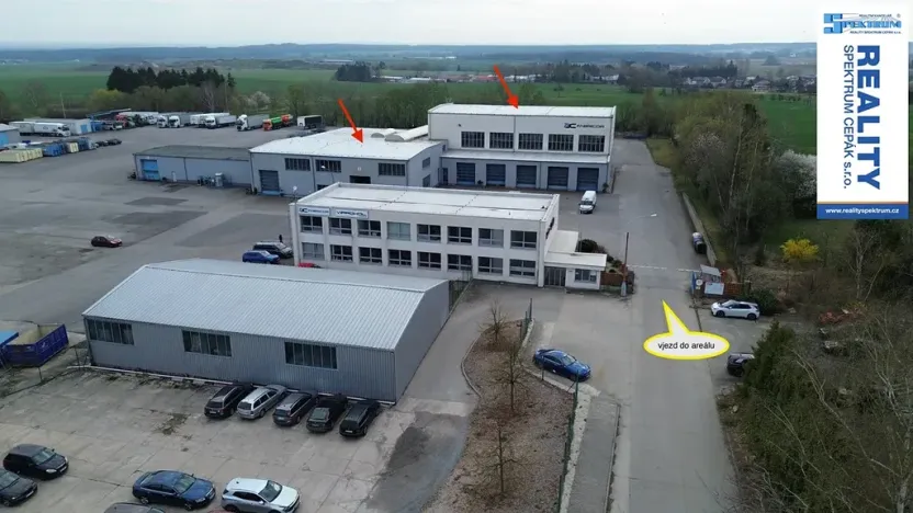 Pronájem výrobních prostor, Lišov, Hůrecká, 2357 m2