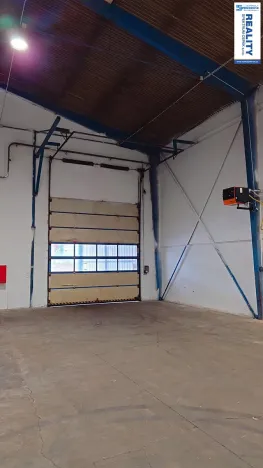 Pronájem skladu, Lišov, Hůrecká, 1768 m2