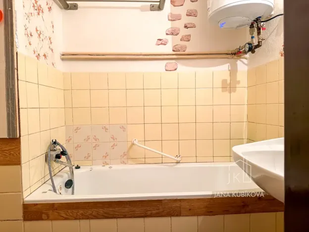 Prodej bytu 1+1, Hýsly, 34 m2