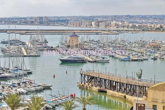Prodej bytu 4+1, Torrevieja, Španělsko, 89 m2