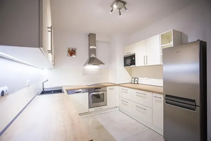 Pronájem bytu 3+kk, Praha - Vokovice, Tibetská, 100 m2