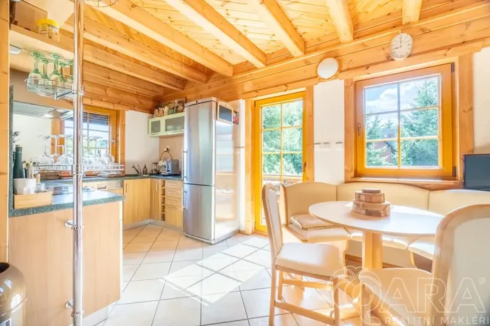 Prodej rodinného domu, Loučná pod Klínovcem, 195 m2