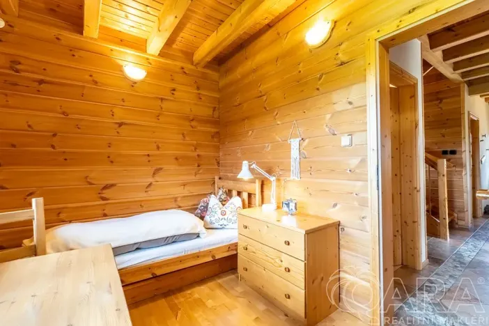 Prodej rodinného domu, Loučná pod Klínovcem, 195 m2