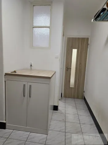 Prodej bytu 3+1, Domažlice, 28. října, 68 m2