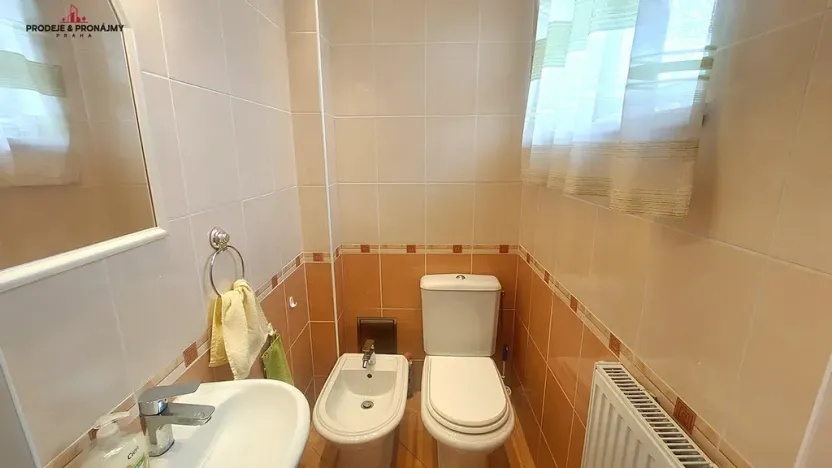 Prodej vily, Praha - Suchdol, 243 m2