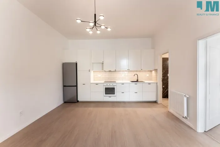 Pronájem bytu 2+kk, Třebíč, Karlovo nám., 29 m2