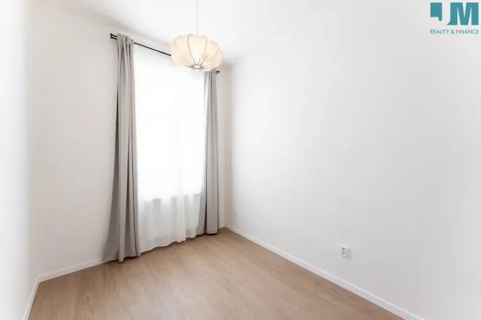 Pronájem bytu 2+kk, Třebíč, Karlovo nám., 41 m2