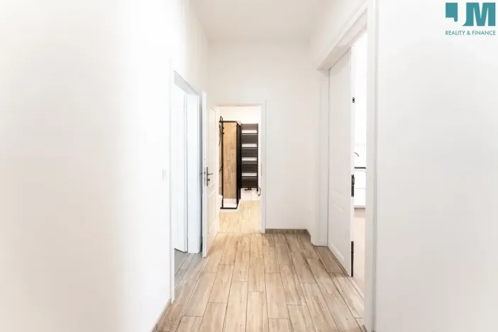 Pronájem bytu 2+kk, Třebíč, Karlovo nám., 41 m2