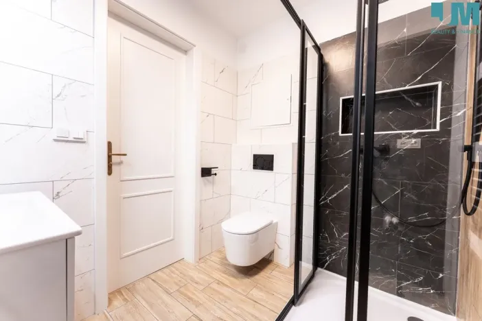 Pronájem bytu 2+kk, Třebíč, Karlovo nám., 41 m2