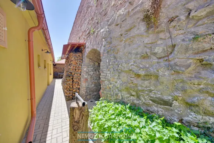 Prodej rodinného domu, Znojmo, Úvoz, 184 m2