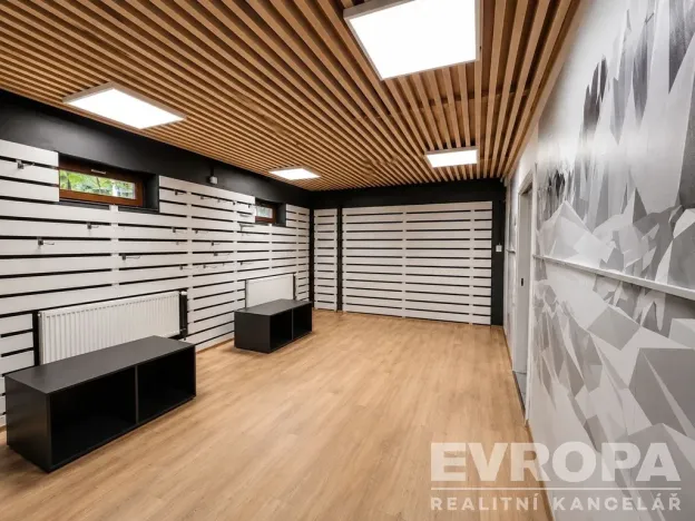 Pronájem obchodního prostoru, Špindlerův Mlýn, 170 m2