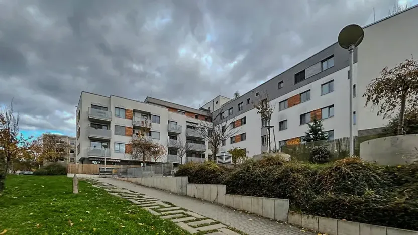 Prodej bytu 2+kk, Praha - Hloubětín, Krylovecká, 55 m2