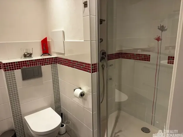 Pronájem bytu 3+1, Praha - Horní Počernice, Libáňská, 75 m2