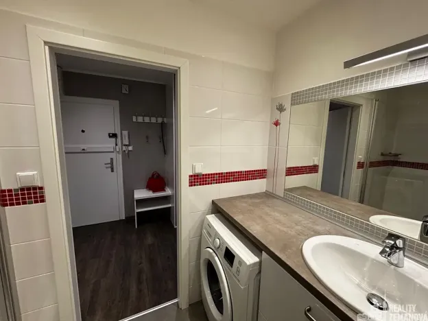 Pronájem bytu 3+1, Praha - Horní Počernice, Libáňská, 75 m2