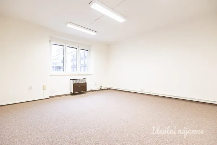 Pronájem bytu 3+1, Praha - Libeň, Drahobejlova, 77 m2