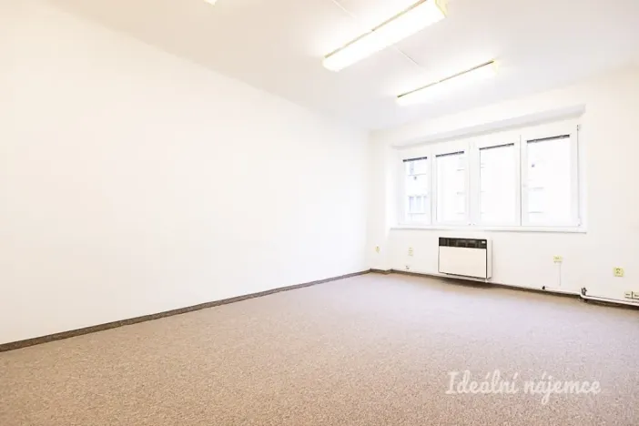 Pronájem bytu 3+1, Praha - Libeň, Drahobejlova, 77 m2