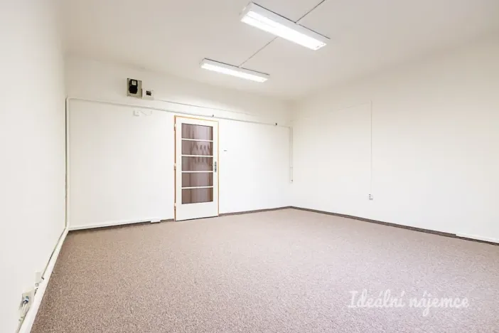 Pronájem bytu 3+1, Praha - Libeň, Drahobejlova, 77 m2