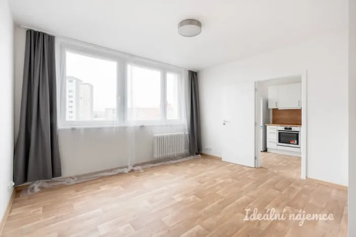 Pronájem bytu 1+1, Praha - Hlubočepy, Dreyerova, 32 m2