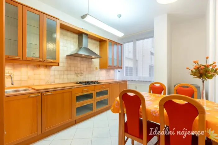 Pronájem bytu 2+1, Praha - Michle, Na záhonech, 60 m2