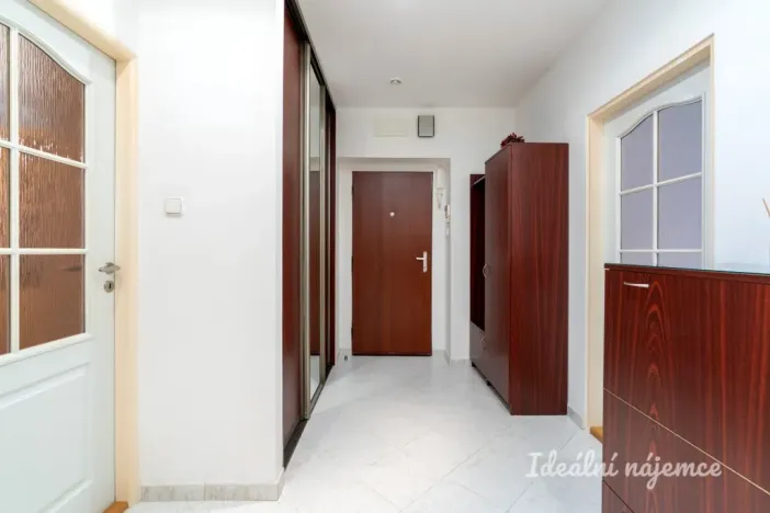 Pronájem bytu 2+1, Praha - Michle, Na záhonech, 60 m2