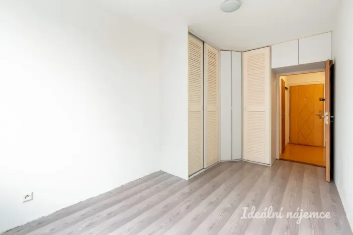 Pronájem bytu 2+kk, Praha - Prosek, Litoměřická, 43 m2