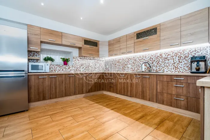 Prodej rodinného domu, Drahouš - Tlestky, 179 m2