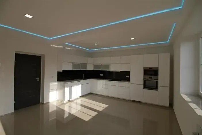 Pronájem bytu 4+kk, Praha - Smíchov, Plzeňská, 95 m2