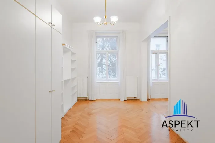 Pronájem bytu 2+1, Praha - Vinohrady, Lužická, 66 m2