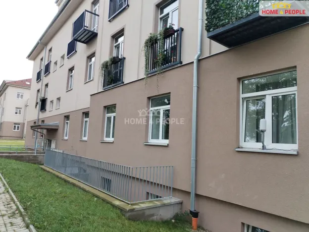 Pronájem bytu 1+kk, Milovice - Mladá, Slepá, 37 m2