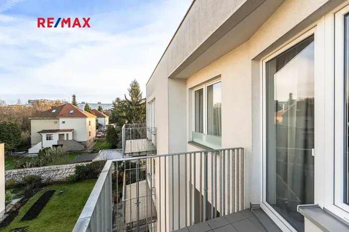 Pronájem bytu 2+kk, Praha - Strašnice, Novostrašnická, 68 m2