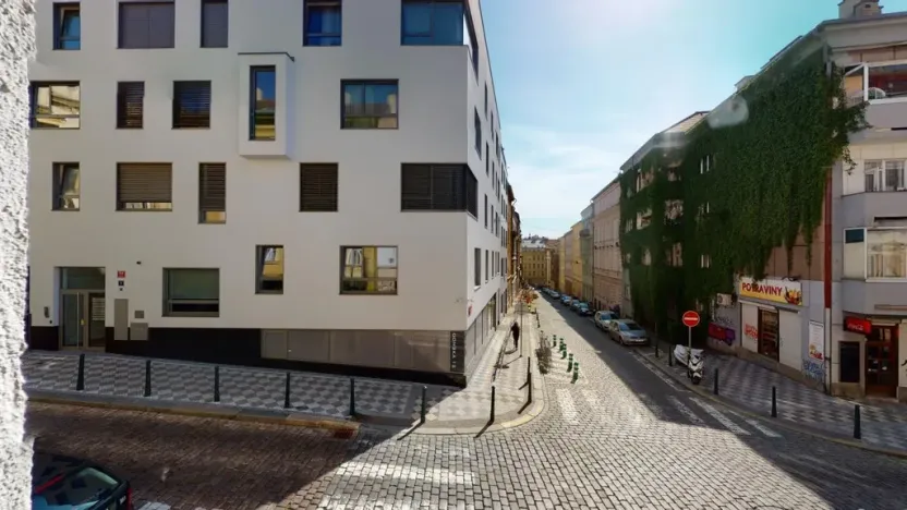 Pronájem bytu 1+kk, Praha - Vršovice, Donská, 30 m2
