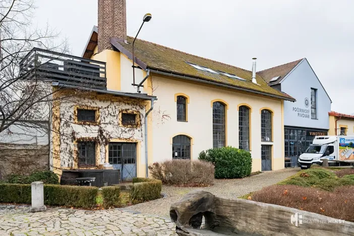 Pronájem výrobních prostor, Praha - Dolní Počernice, Národních hrdinů, 120 m2