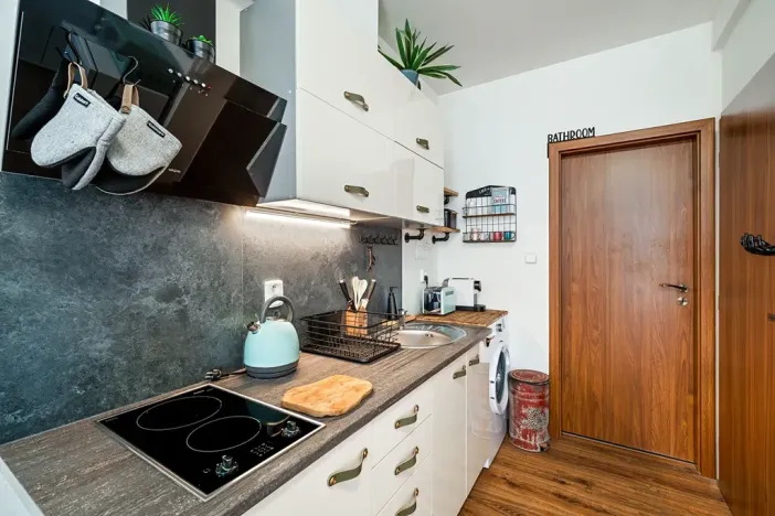 Pronájem bytu 1+kk, Praha - Hloubětín, Kukelská, 20 m2