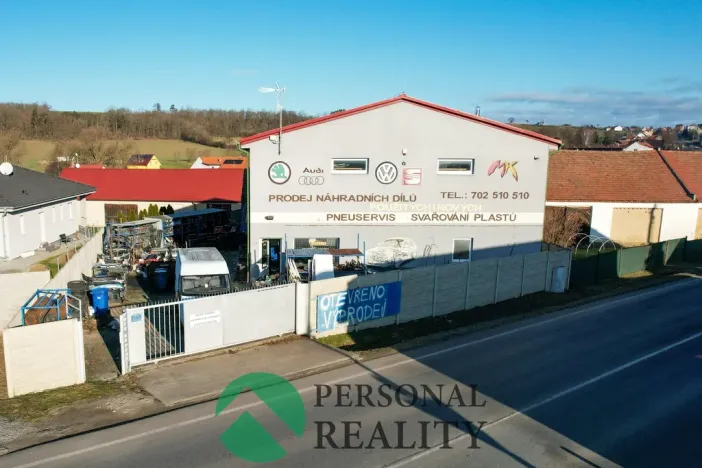 Prodej obchodního prostoru, Králův Dvůr - Levín, 411 m2