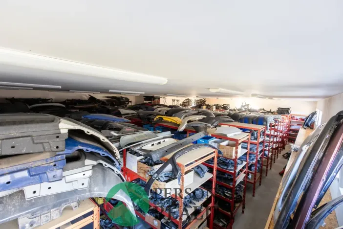 Prodej obchodního prostoru, Králův Dvůr - Levín, 411 m2