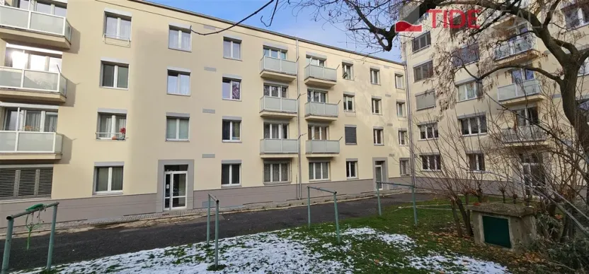 Prodej bytu 1+kk, Praha, Nad Kajetánkou, 26 m2