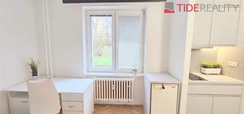 Prodej bytu 1+kk, Praha, Nad Kajetánkou, 26 m2