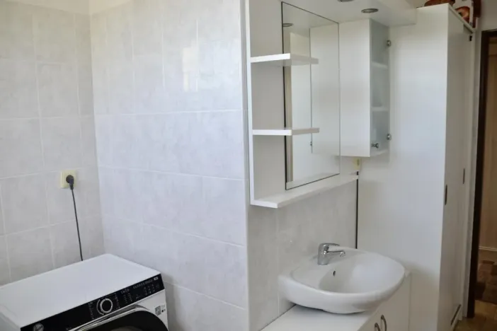 Pronájem bytu 2+kk, Bělá pod Bezdězem, Tyršova, 72 m2