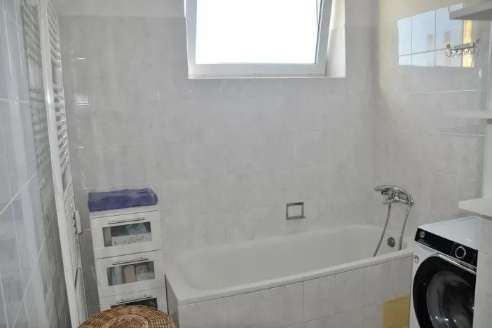 Pronájem bytu 2+kk, Bělá pod Bezdězem, Tyršova, 72 m2