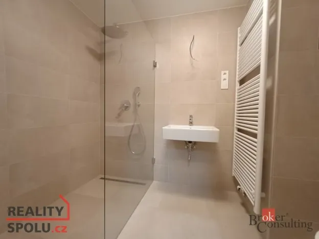 Pronájem bytu 2+kk, 46 m2