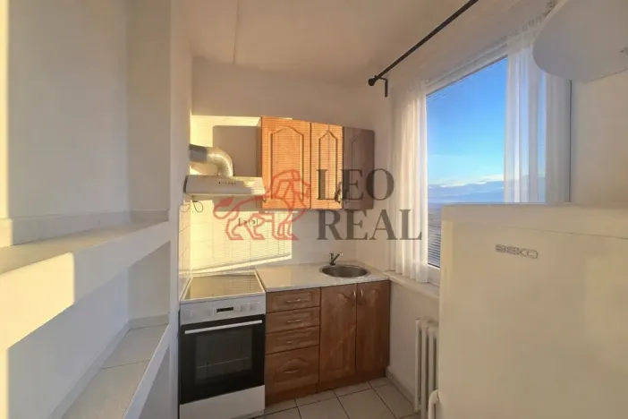 Pronájem bytu 1+kk, Praha - Troja, Mazurská, 30 m2