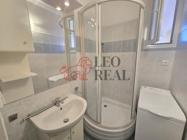 Pronájem bytu 1+kk, Praha - Troja, Mazurská, 30 m2