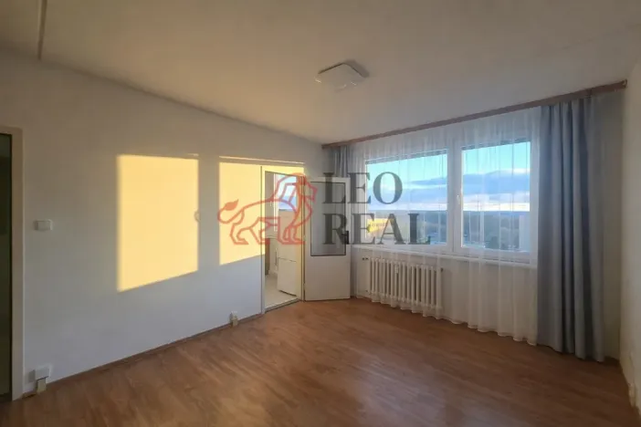 Pronájem bytu 1+kk, Praha - Troja, Mazurská, 30 m2
