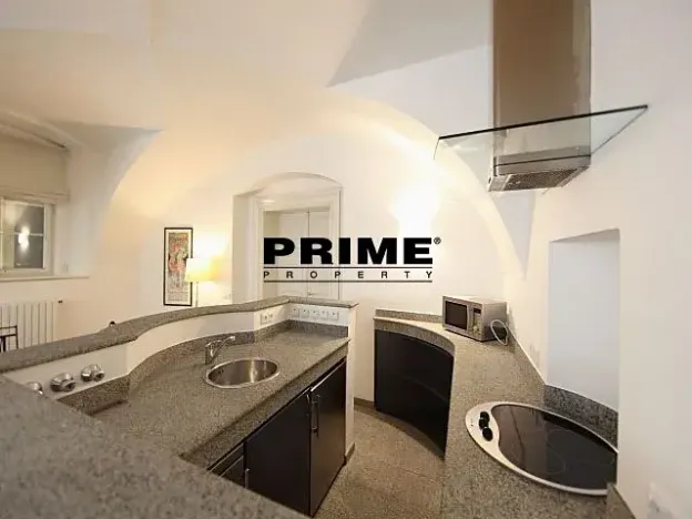 Pronájem bytu 2+kk, Praha - Malá Strana, Vlašská, 92 m2