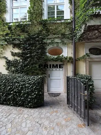 Pronájem bytu 2+kk, Praha - Malá Strana, Vlašská, 92 m2