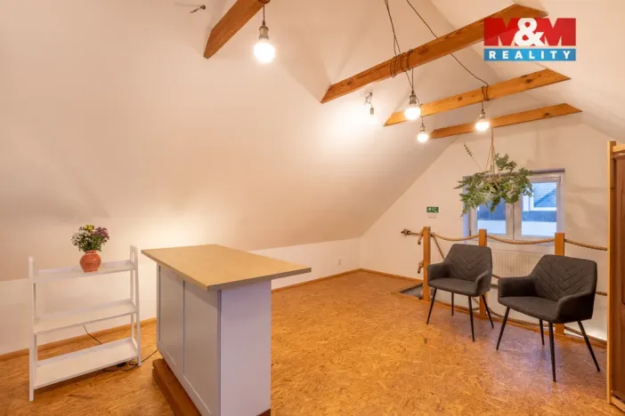 Prodej rodinného domu, Káraný, K Přívozu, 147 m2