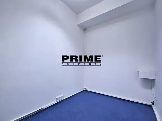 Pronájem kanceláře, Praha - Nové Město, Soukenická, 244 m2
